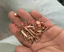 ���~����